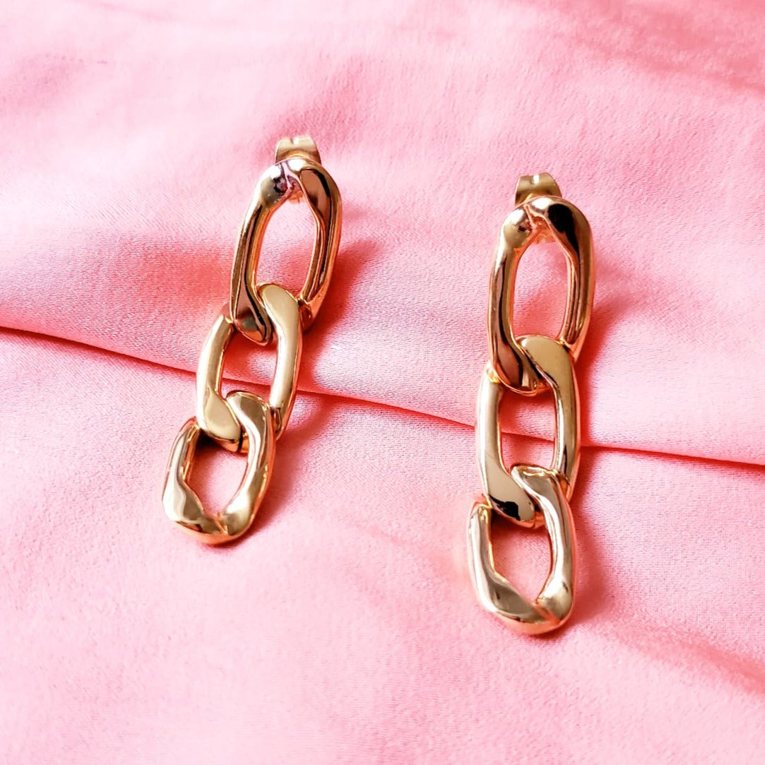 long gold earrings, circular earrings, 18k gold earrings, bold earrings, vintage earrings, thick gold hoop, gold hoop earrings, chunky gold hoop, hypoallergenic hoops, gold hoop earring, chunky hoops, small hoop earring, Hello luxy jewelry, hoop earrings, croissant earrings, croissant hoops, gold filled hoops, cuban earrings