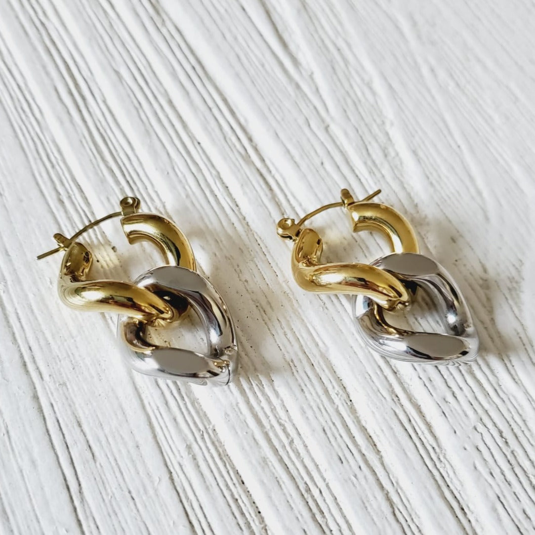 chunky earrings, thick gold hoop, gold hoop earrings, chunky gold hoop, hypoallergenic hoops, gold hoop earring, chunky hoops, small hoop earring, helloluxyjewelry, hoop earrings, croissant earrings, croissant hoops, gold filled hoops, twisted curved hoop, cuban rings, bold earrings, 18k gold earrings, water resistant earrings, double tone hoops, double tone earrings