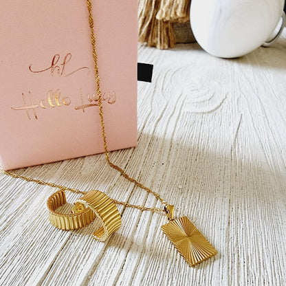 Classy Necklace, Classy Gold Necklace, Simple Dainty Necklace, Gold Tag Necklace, Delicate Gold Plated Necklace, 18k Gold Plated Necklace, 18k Gold Necklace for women, Twisted Gold Chain, Rectangular Dainty Pendant Necklace, Trendy Dainty Twisted Tag, Trendy Dainty Sunburst Necklace, Gifts for Mother Daughter Sister Best Friend Square
