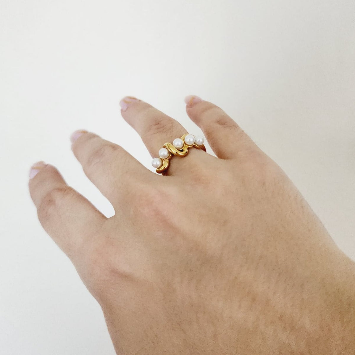 Pearl Gold Ring, Elegant Ring, Wavy ring, trendy pearl waterproof ring, Water Resistant ring, waterproof ring, tarnish free gold ring, 18k gold plated and pearl ring, baroque ring, thick pearl gold ring, Pearl ring, Minimalist ring,Thin ring , Mother Pearl ring, Simple ring, stacking ring, gift for her, Dainty ring, Shiny ring, Classy Pearl Ring, baroque 18 gold ring, pearl bold ring, pearl statement gold ring, pearl chunky ring, Nacar Gold Ring