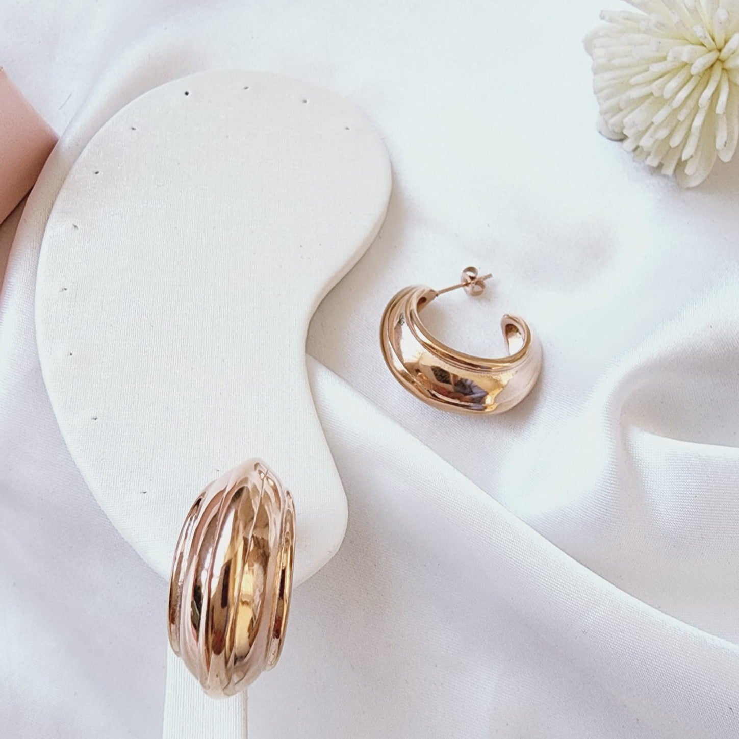 rose gold hoops, silver hoops, hypoallergenic earrings, Star studs, 18k gold plated earrings, Waterproof earrings, Silver and gold, Durable earrings, Elegant earrings, Timeless design, aesthetic earrings, timeless earrings, Fashion accessories, Stylish jewelry, stylish earrings, Versatile jewelry,  Special occasion jewelry, Everyday earrings, Premium quality studs, Affordable luxury Hypoallergenic earrings waterproof earrings, water resistant earrings, silver studs, gold studs