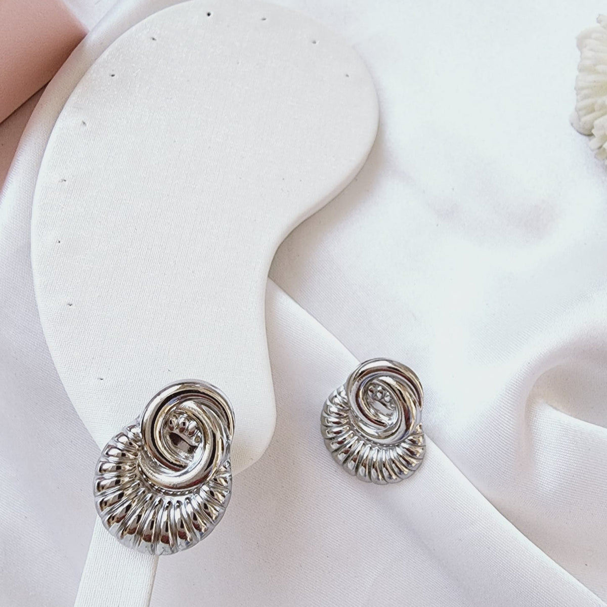 Shell Studs, silver studs, hypoallergenic earrings, Silver shell studs, 18k gold plated earrings, Waterproof earrings, Silver and gold, Durable earrings, Elegant earrings, Timeless design, aesthetic earrings, timeless earrings, Fashion accessories, Stylish jewelry, stylish earrings, Versatile jewelry, Special occasion jewelry, Everyday earrings, Premium quality studs, Affordable luxury, Hypoallergenic earrings waterproof earrings, water resistant earrings, silver studs, gold studs