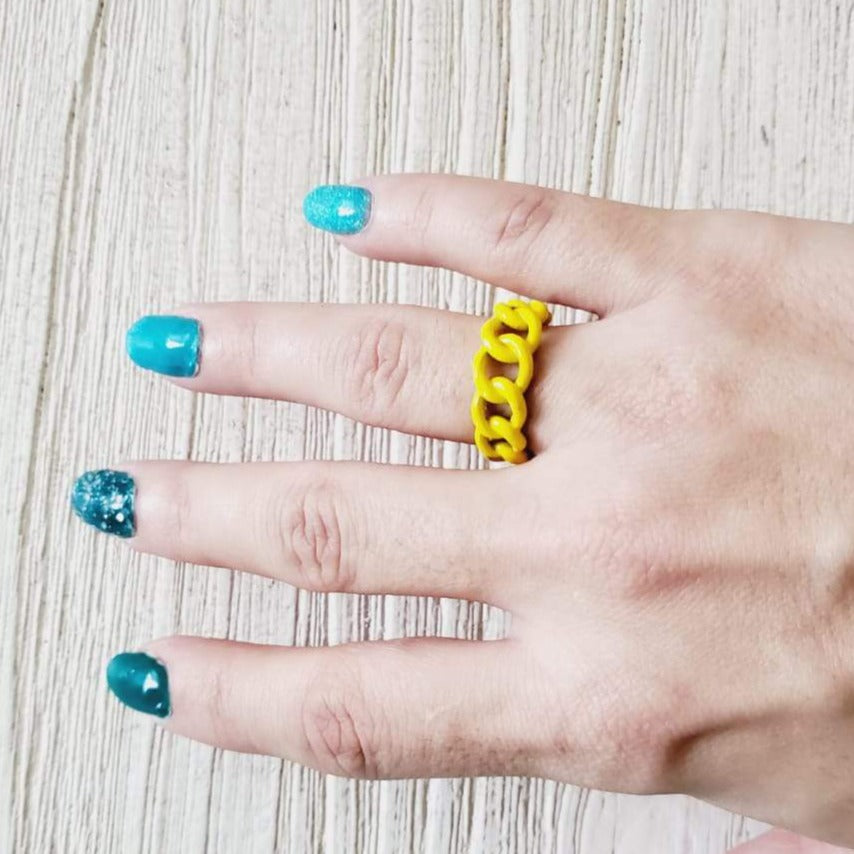 Candy Rings, Colorful Rings, Pride Rings, Summer Rings, Summer Essentials, Rainbow Rings, Color Rings, Happy Face Rings, Cubanas Rings, Croissant Rings, Twisted Rings, Pearls Rings, Smile Face Rings, Happy Face Rings, Gucci Rings, GG Rings