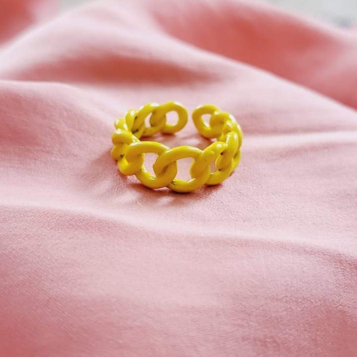 Candy Rings, Colorful Rings, Pride Rings, Summer Rings, Summer Essentials, Rainbow Rings, Color Rings, Happy Face Rings, Cubanas Rings, Croissant Rings, Twisted Rings, Pearls Rings, Smile Face Rings, Happy Face Rings, Gucci Rings, GG Rings